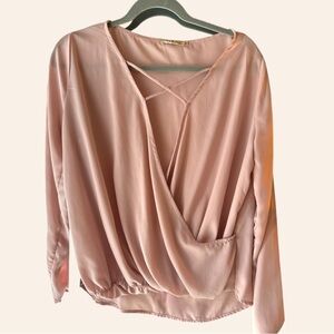 Size Medium, Heart & Hips Elegant Pink Women's Top